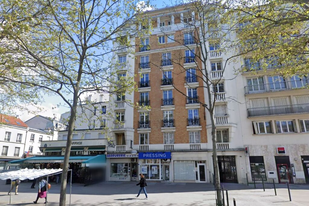 Paris XX-XI – M° A. Dumas – Bld. de Charonne – Immeuble Art Nouveau – 7/7 étage – Ascenseur – Vue dé